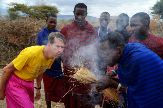 Auch in Afrika ein gefragter Prominenter. Unser Geburtstags-Manni!